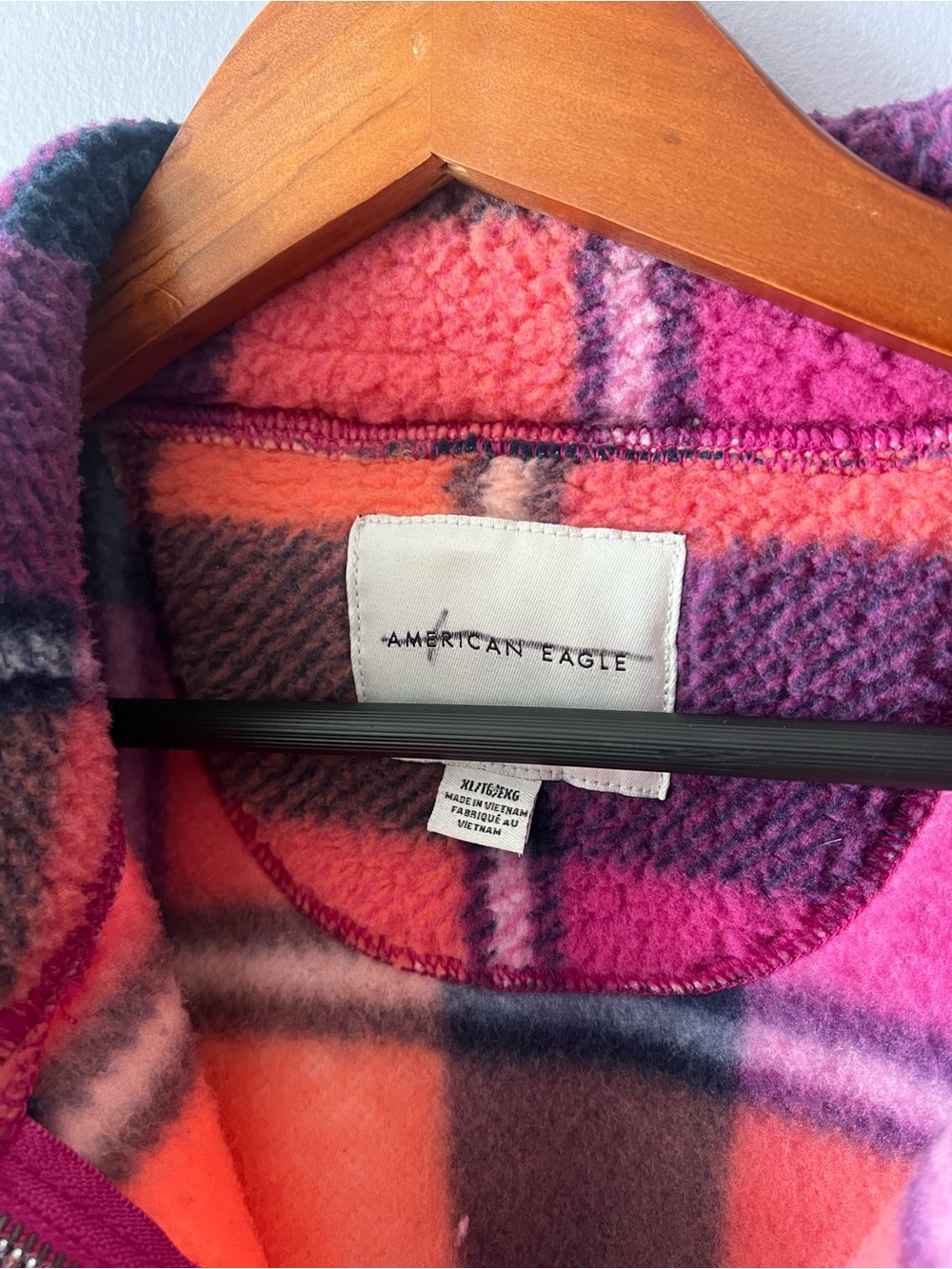 American Eagle Outfitters Plaid Sherpa 1/4 Zip Jacket - Picture 4 of 7